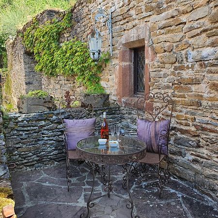 Chambre D'Hotes Au Chateau De Belcastel Belcastel  エクステリア 写真