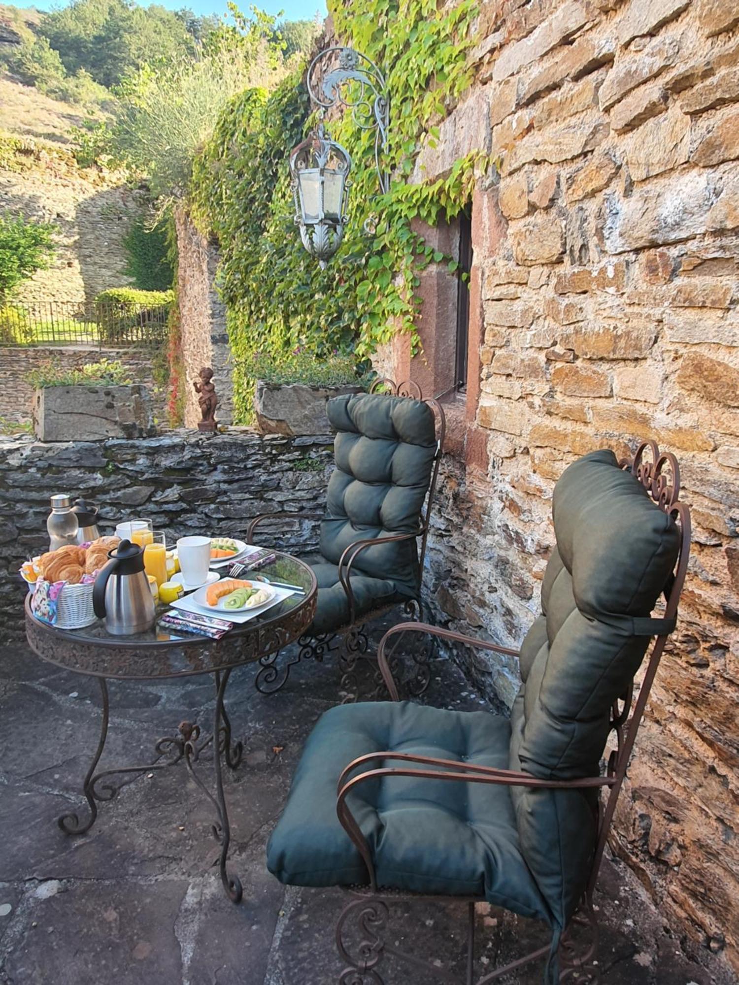 Chambre D'Hotes Au Chateau De Belcastel Belcastel  エクステリア 写真